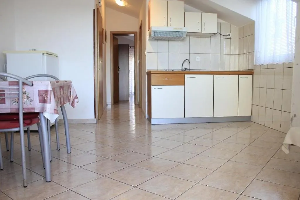 Apartmani Lucija Sveti Petar  Croatia